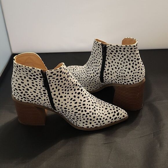 SERRA ANKLE MID HEEL SLIP-ON POINTED TOE ZIP CLOSURE BOOTIE - Picture 9 of 16